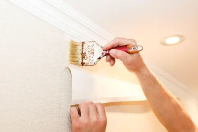 Pose de papier peint à Louvrechy — revêtements muraux et toiles de verre